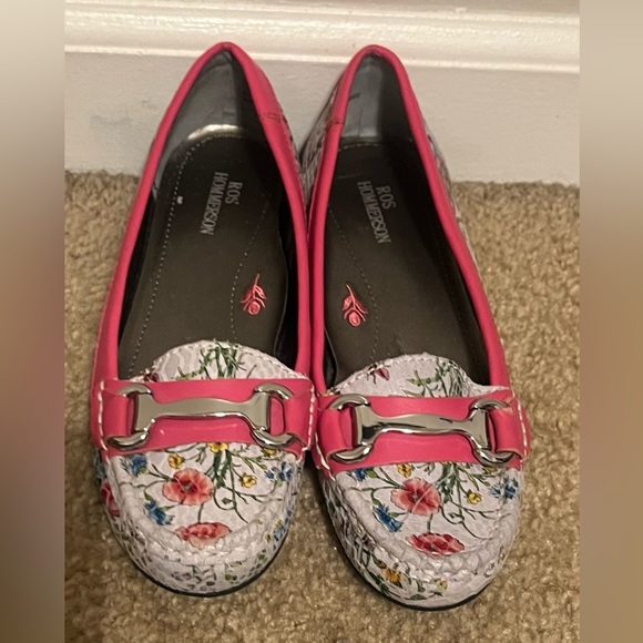 Ros Hommerson Womens Floral Loafers Regina Pink Leather Slip on Size 5M - Picture 2 of 6